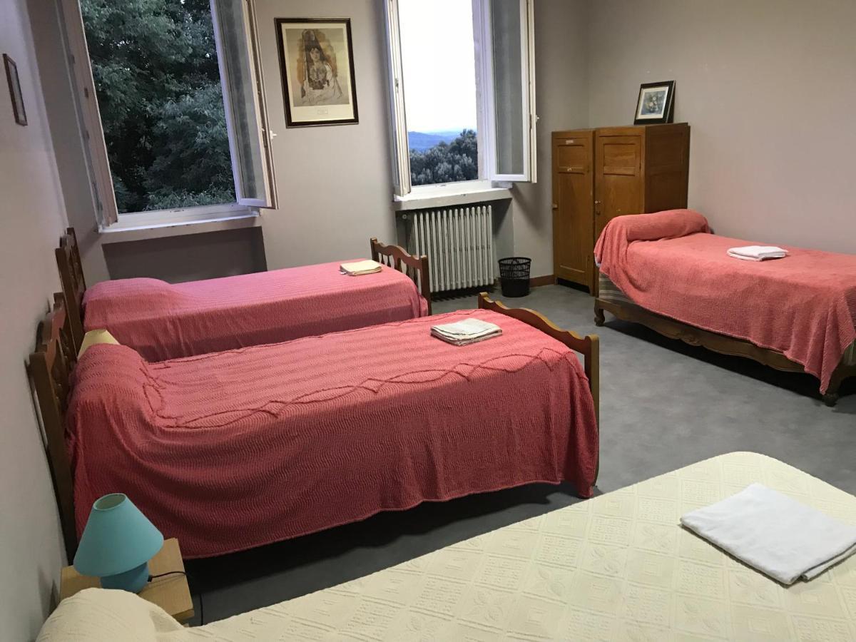 Prime Combe Hostel Fontanes  Buitenkant foto